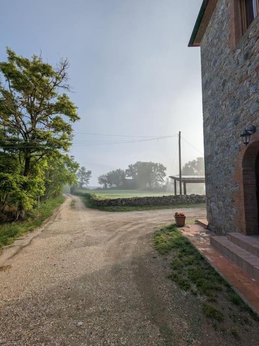 Relax Nella Jacuzzi In Toscana Colle Val D'Elsa Bagian luar foto